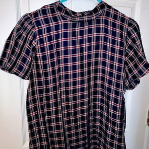 Plaid loft tee size medium